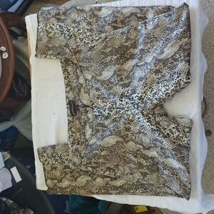 Dana Buchman snake pattern ankle pants size 4